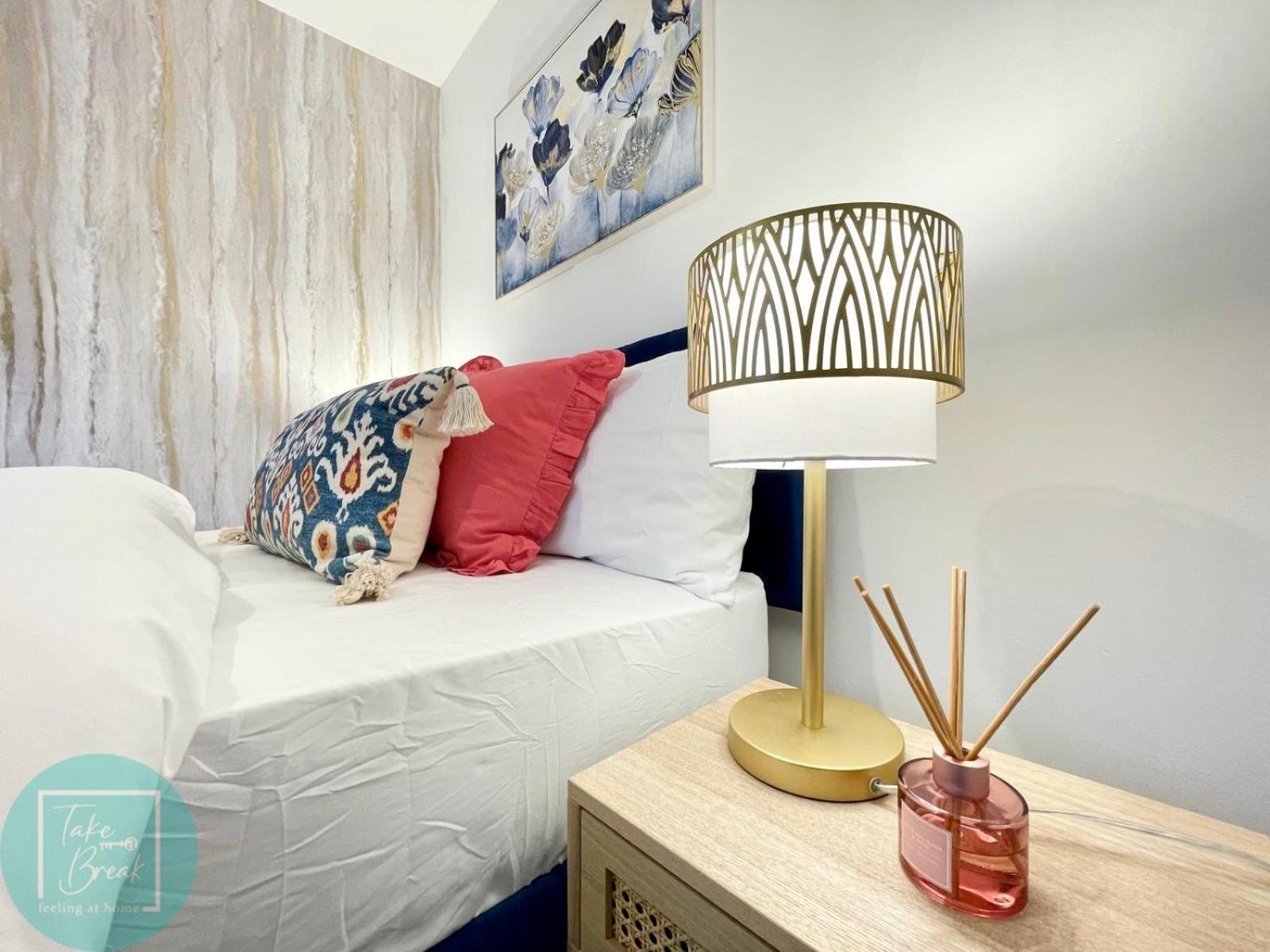 Apartamento Charming 2br Swinton House -close To Center Manchester
